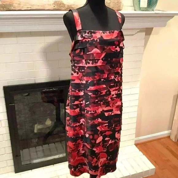 #215 Dress barn Woman Red Layered Dress Size 18 - Picture 2 of 6